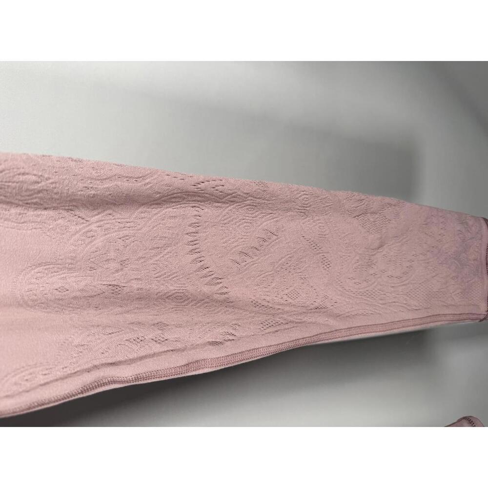 Lululemon Reveal Crop *Zen Expression Vintage Mauve Size 12 - Picture 10 of 11